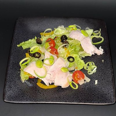 Заказать Салат с копчёной курицей (200г), Бар Медведь