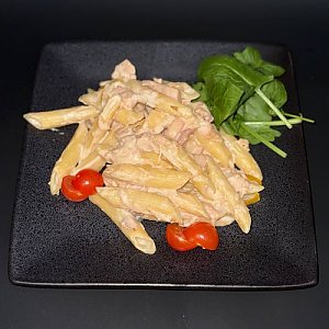 Паста с копчёной курицей, Бар Медведь