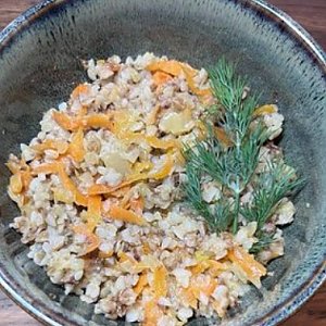 Гречка с луком и морковью, Бранч Про
