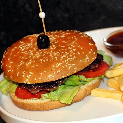 Заказать Бургер с картофелем фри, Мерв ТМ