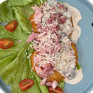 Драники картофельные с беконом и грибами в сливочном соусе, Луна - Светлогорск
