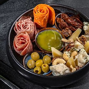 Антипасти, SHTUKA