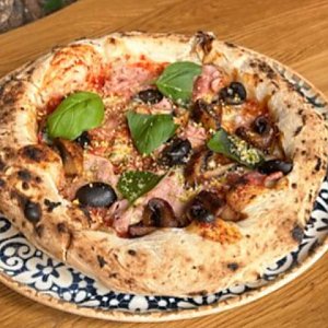 Пицца Капричеза, Кафе Bosco