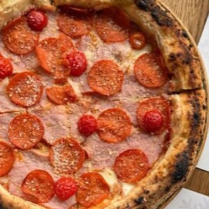 Пицца Карнэ, Кафе Bosco