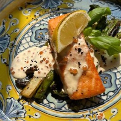 Заказать Форель в сливочно-икорном соусе, Кафе Bosco