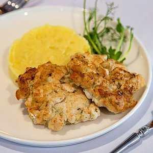 Рубленая котлета с пюре, Пенальти