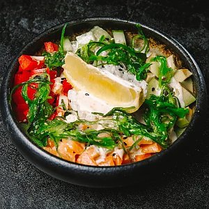 Поке с лосоем, Пёс и Лис