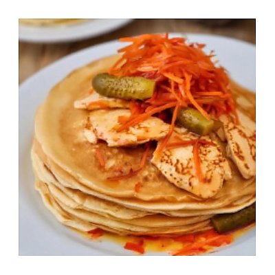 Заказать Блинчик с курочкой, морковью по-корейски, маринованным огурчиком и чесночным соусом, Блинная - Могилев