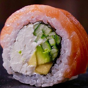 Ролл Филадельфия с авокадо и огурцом, Кайо