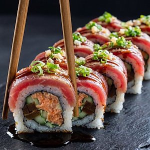 Ролл Golden Tuna, Sushi Hub