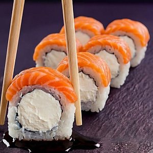 Ролл Филадельфия, Sushi Hub