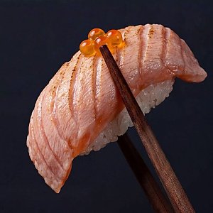 Нигири запеченный лосось, Sushi Hub