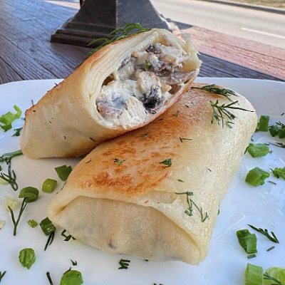 Заказать Блины с курицей, грибами и сливками, Пельменный Дом