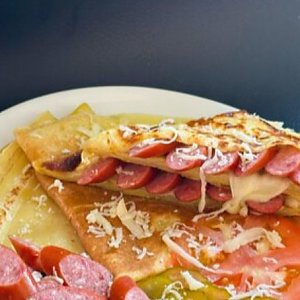 Блин с охотничьей колбаской, Kebab Town