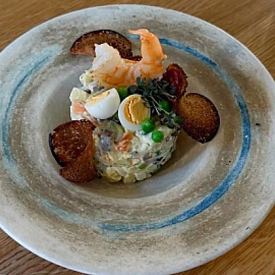 Заказать Оливье с подкопченным лососем, BRUNCH