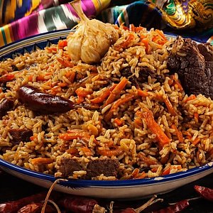 Плов Узбекский с салатом и лепёшкой, Тандырная