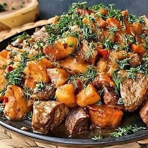 Печень говяжья с картошкой из казана, Тандырная