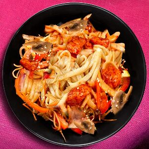 Wok с курицей в соусе терияки, Босс Лосось - Брест