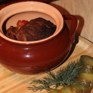 Говяжья щека с томлеными овощами, Библиотека