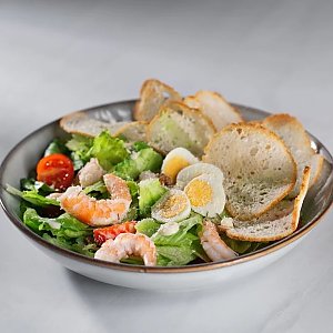 Салат Цезарь с креветкой, Кропкi (на Советской)