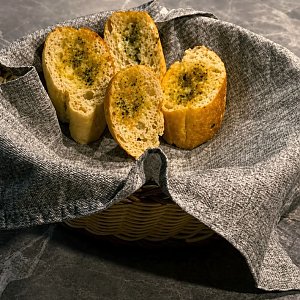 Булочка чесночная, Гурманофф