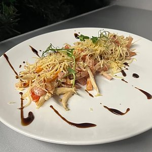 Салат Овощной с ветчиной и соусом, Платина