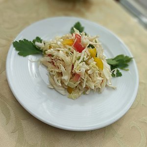 Салат из капусты с помидором и сладким перцем, АРХiдэя