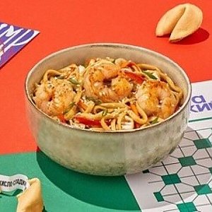 Лапша с креветками и овощами, Чайка · Суши