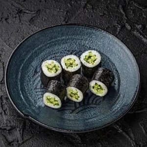 Маки с огурцом, Чайка · Суши