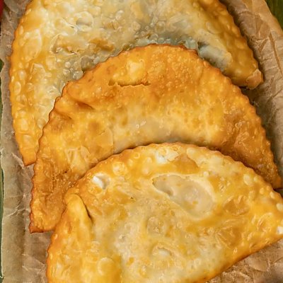 Заказать Чебурек с мясом, Чебуреки на Ткацкой