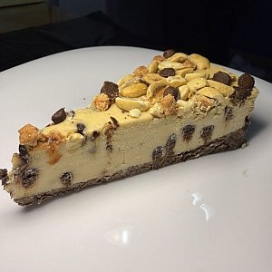 Чизкейк Карамельный с арахисом, Bar Joker