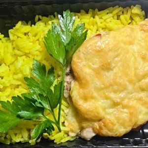 Филе, запеченное с томатом и рисом, Быстрая Трапеза