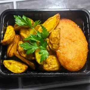 Котлета из минтая и картофельными дольками, Быстрая Трапеза