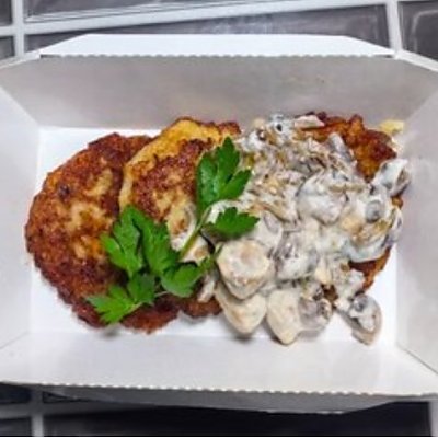 Заказать Драники с курицей в грибном соусе, Быстрая Трапеза