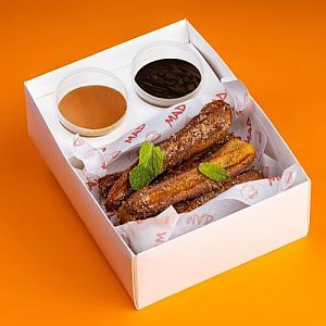 Чуррос с карамельным и шоколадным соусами, MAD