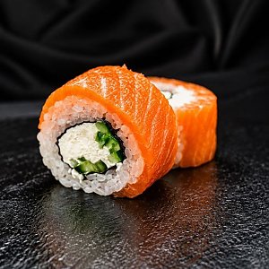 Ролл Филадельфия с огурцом, Папа Крутит · Роллы - Орша, Барань