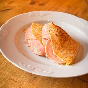 Блинчики с ветчиной и сыром, Jam