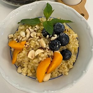 Булгур на кокосовом молоке с сезонными фруктами, Пэ-Пэ