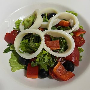 Салат с кольцами кальмара, 7 Пятниц