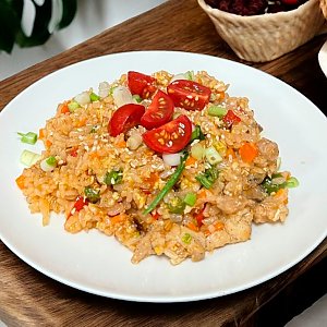 WOK Рис с курицей, Фудкорт Veranda