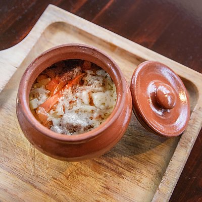 Заказать Жаркое в горшочке с говядиной, Фудкорт Veranda