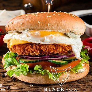 Чикенбургер с яйцом, Black Fox Bar - Барановичи