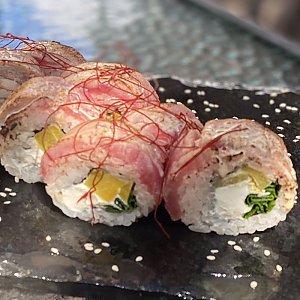 Ролл Татаки с тунцом, Фудкорт Veranda