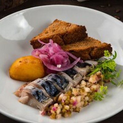 Заказать Закуска из соленой скумбрии, Друзья