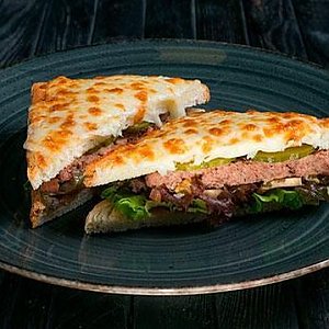 Американский сэндвич с говядиной, CAFE GARAGE - Гомель