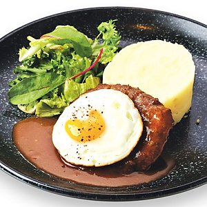 Бифштекс c яйцом и картофельным пюре, CAFE GARAGE - Витебск