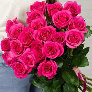 Букет из 21 розовой розы, Buketti