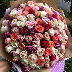 Букет из 101 розы Разноцветный, Buketti
