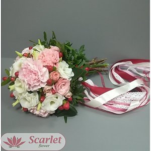 Букет невесты в розовых тонах, Scarlet Flower