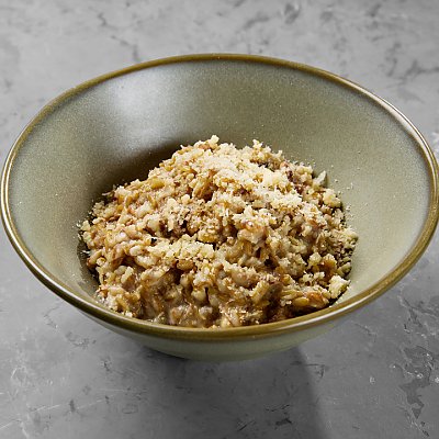Заказать Цельнозерновая овсяная каша с рваной говядиной и сыром, Terra - Минск